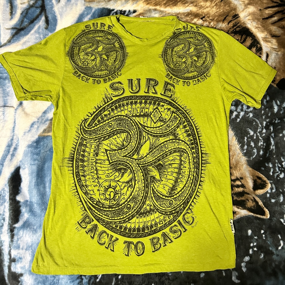 SURE “Back to Basic” Distressed Graphic Tee Shirt